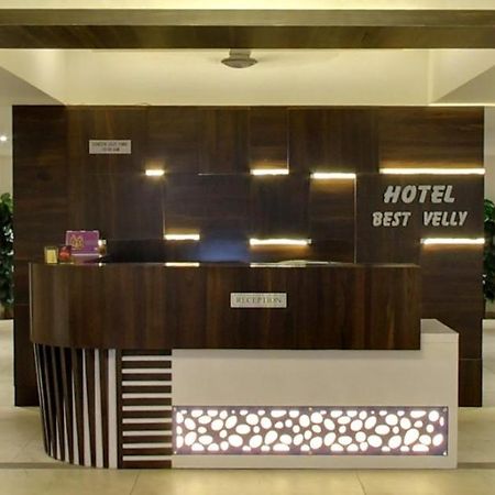 Hotel Best Velly Гандинагар Экстерьер фото