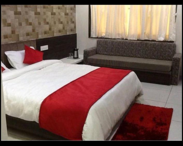Hotel Best Velly Гандинагар Экстерьер фото