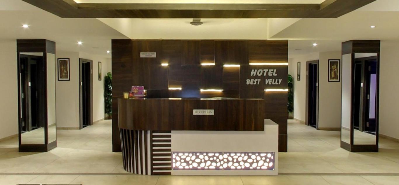 Hotel Best Velly Гандинагар Экстерьер фото